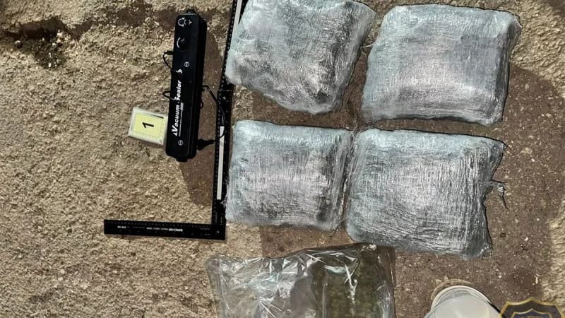 Policija u Sarajevu zaplijenila drogu i zolju, osumnjičeni im pobjegao (FOTO)