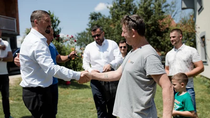 slavenko ristić posjetio pripadnika garde šekovići juroša čabrića