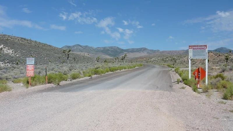 Šta se ponovo dešava u Area 51? Misteriozni avion i nove mjere bezbjednosti podgrijale teorije zavjere
