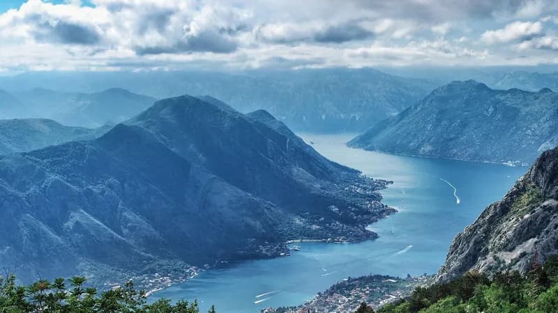 Crna Gora od 1. novembra uvodi vize za pet država: Usklađivanje s EU ili udar na turizam?