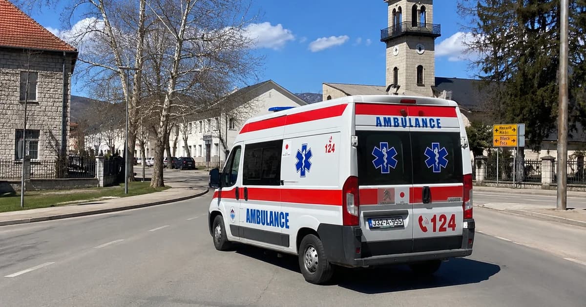 u nesreći kod gacka poginuo vozač
