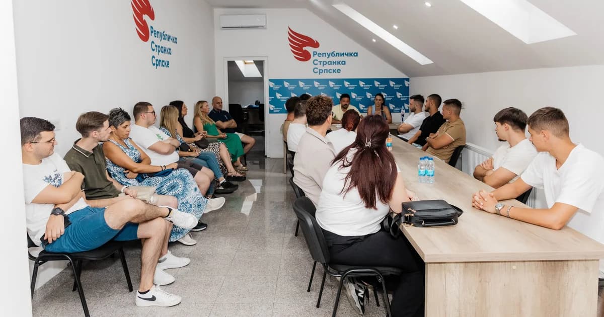 omladina rss održala sastanak, razgovarali o potrebama mladih u bijeljini