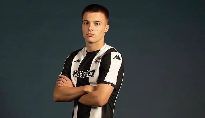 partizan prodao roganovića