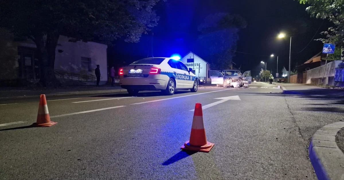 povrijeđene četiri osobe, vozač prebačen na ukc rs