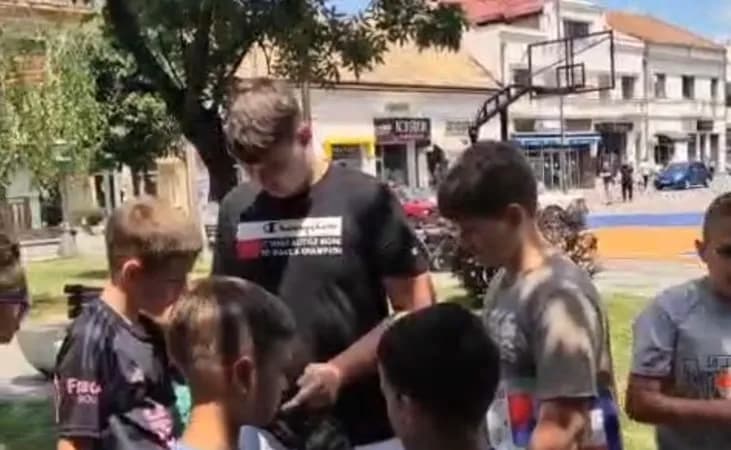 Bijeljina: Više od 150 djece na razmjeni Panini sličica za Mundijal 2026