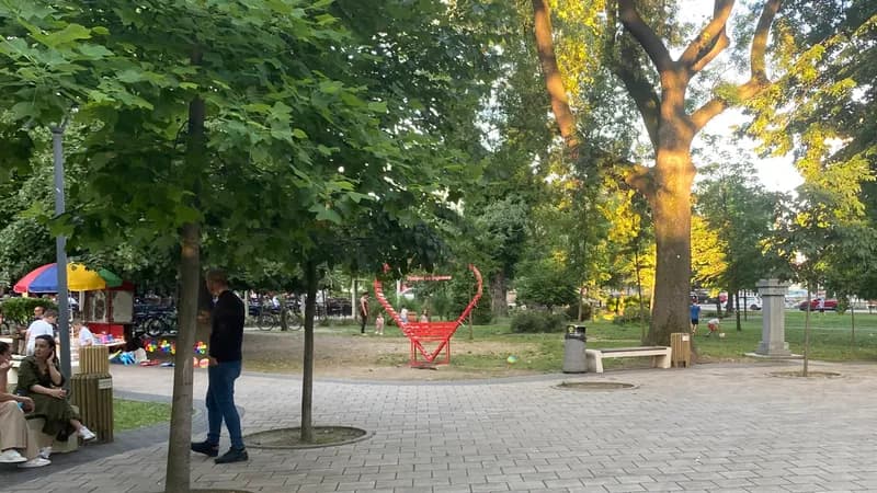 Bijeljina: U Gradskom parku dodjela diploma i zahvalnica učesnicima projekta „Mali novinar“