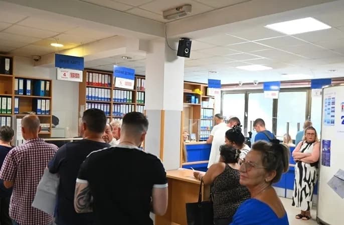Nema više gužvi i čekanja: Bijeljinci lakše do dokumenata zakazivanjem preko sajta MUP-a