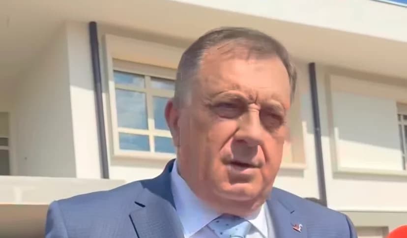 dodik pozvao građane da 4. avgusta dođu u mrkonjić grad