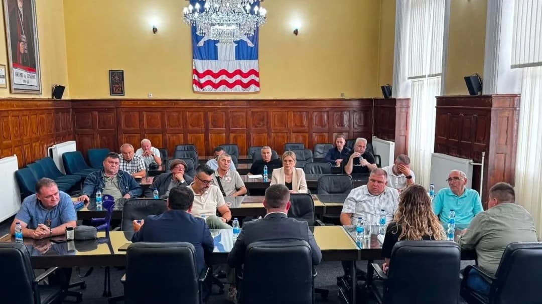 grad bijeljina potpisao ugovore sa udruženjima od javnog znsčaja